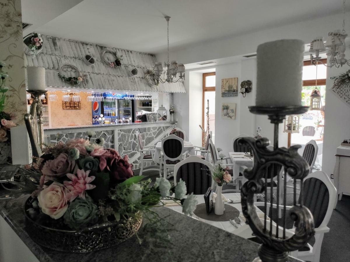 Penzión Žabokrek u Hoffera Zabokreky Nad Nitrou Exterior foto